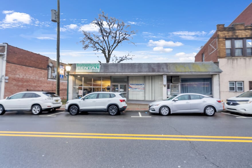 Primary Photo Of 236-238 Stuyvesant Ave, Lyndhurst Storefront For Sale