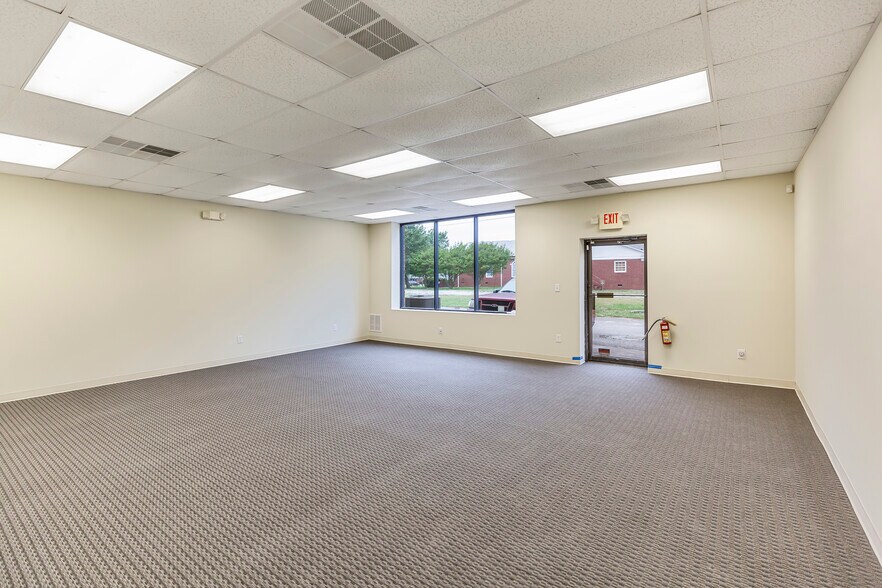 More Photos Of 516 Pearman Dairy Rd, Anderson Freestanding For Sale