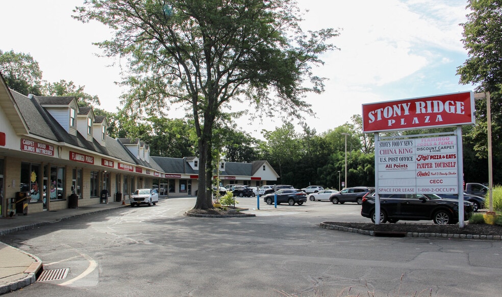 More Photos Of 14 Stony Ridge Plz, Stony Point Unknown For Lease
