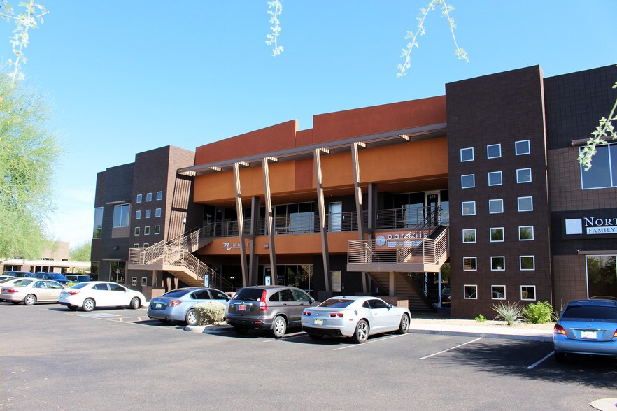 More Photos Of 2060 W Whispering Wind Dr, Phoenix Medical For Sale