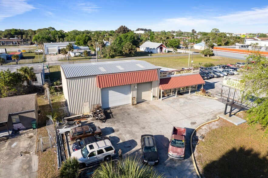 More Photos Of 628 King St, Cocoa Auto Dealership For Sale