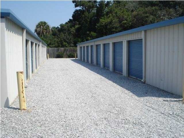 More Photos Of 1304 N T St, Pensacola Self Storage For Sale