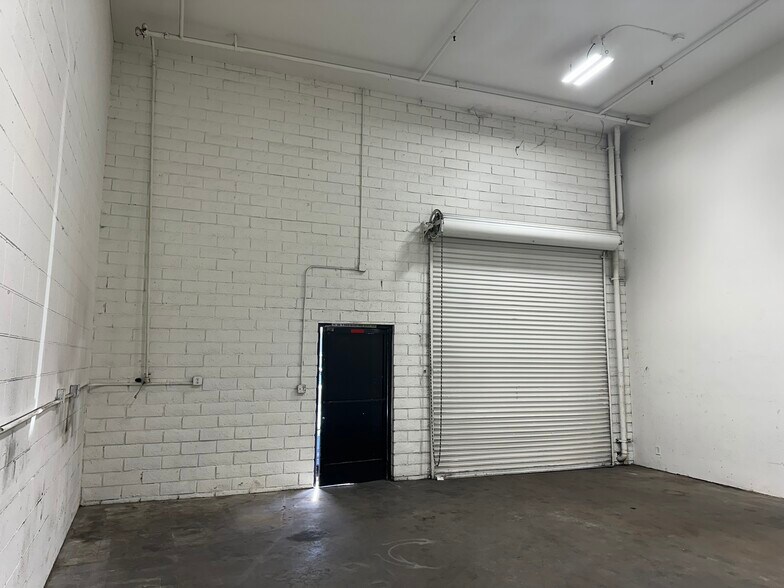More Photos Of 3015 N Durfee Ave, El Monte Service For Lease