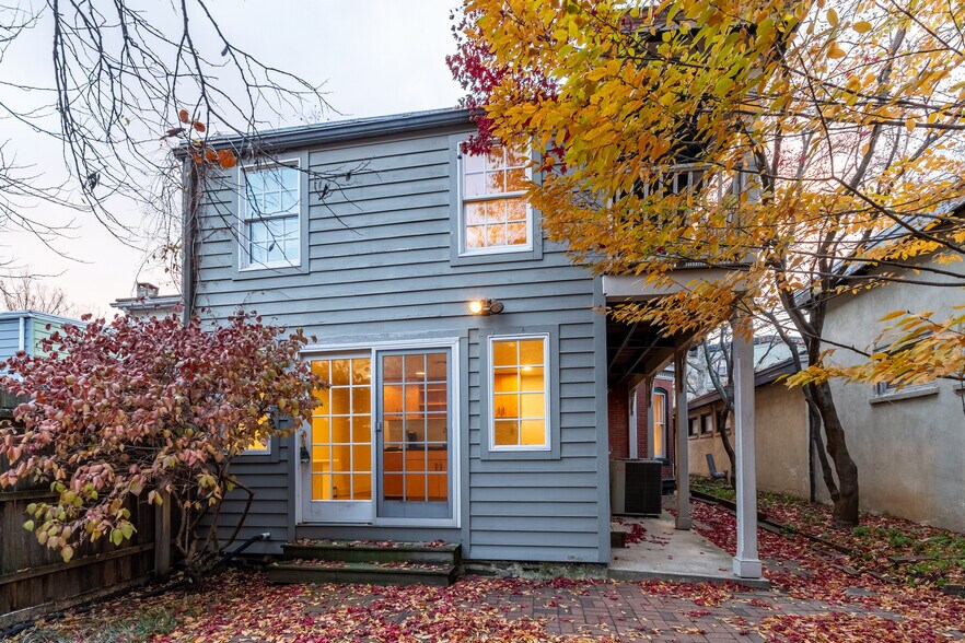 More Photos Of 24 N Main St, Lambertville Office For Sale