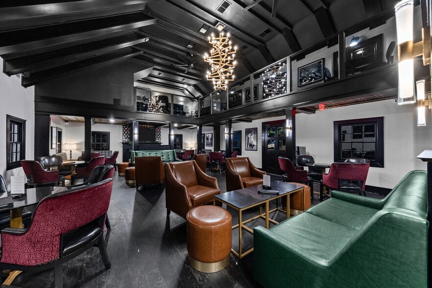 More Photos Of 38 Chinquapin Rd, Pinehurst Restaurant For Sale