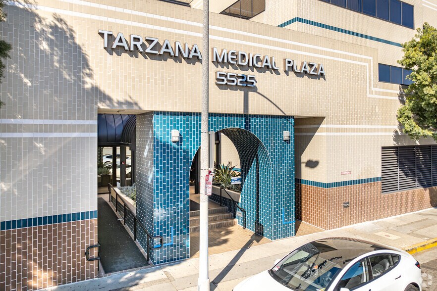 More Photos Of 5525 Etiwanda Ave, Tarzana Medical For Lease