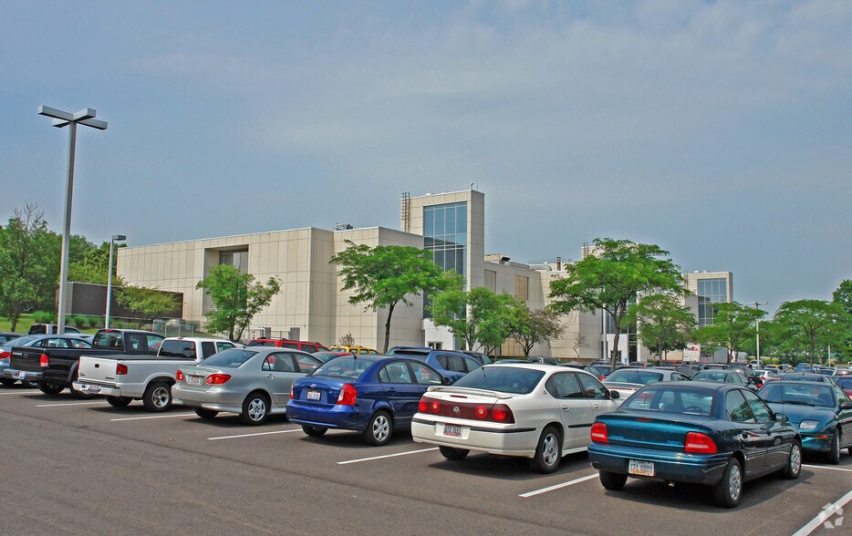 More Photos Of 9797 Springboro Pike, Dayton Office For Lease