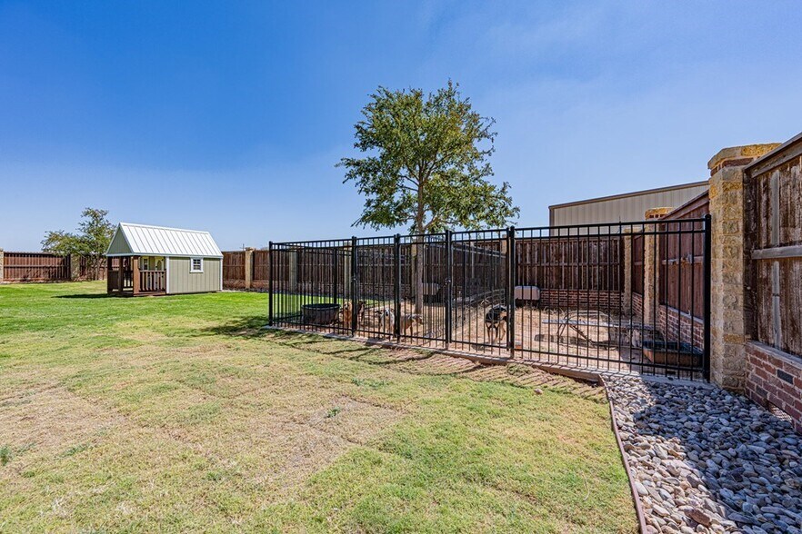 More Photos Of 4012 E County Road 63, Midland Specialty For Sale
