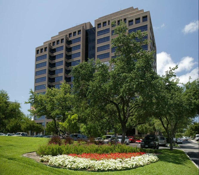 More Photos Of 1777 NE Loop 410, San Antonio Office For Lease