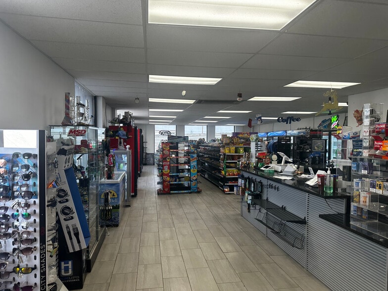 More Photos Of 250 E Interstate Highway 20, Penwell Restaurant For Sale