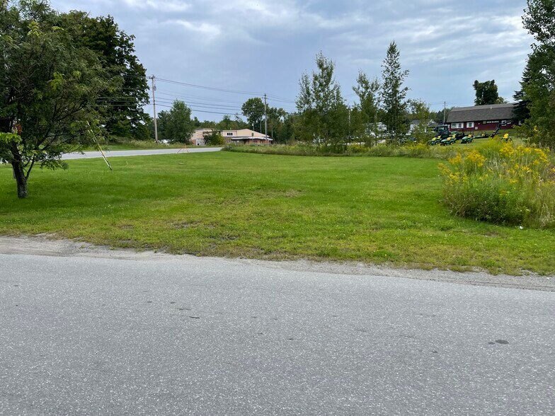 More Photos Of 11 Industrial Dr, Newport Land For Sale