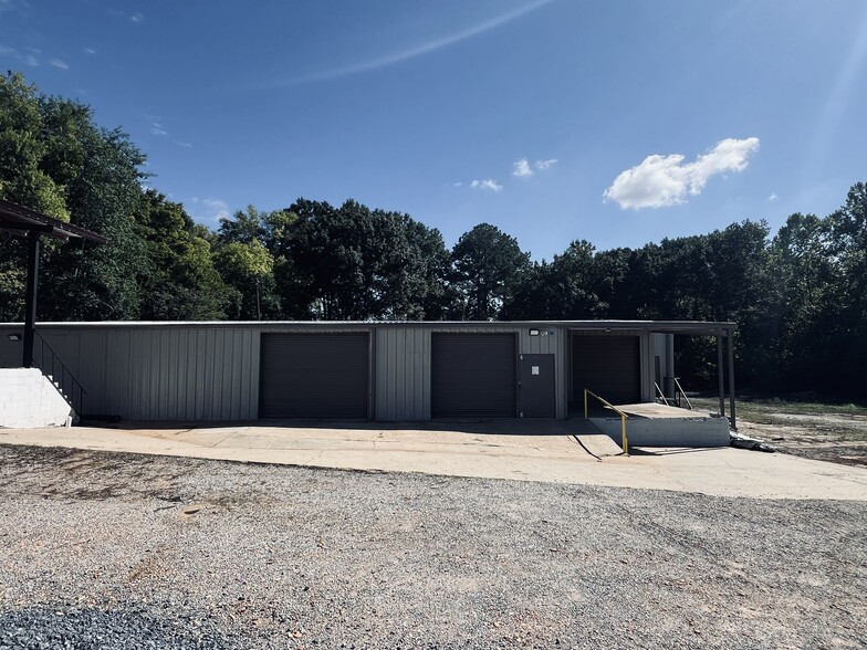 Primary Photo Of 3300 Atlanta Hwy, Montgomery Warehouse For Lease