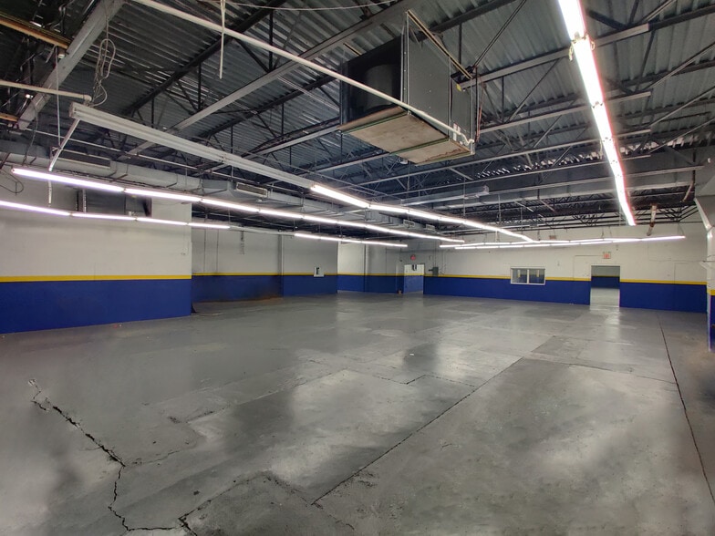 More Photos Of 6605-6609 Smith Ave, North Bergen Warehouse For Sale