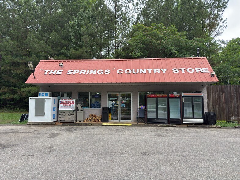 More Photos Of 98 Jones Rd, Springville Service Station For Sale