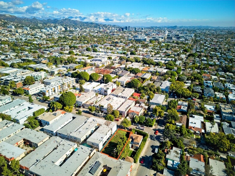 More Photos Of 909 N Ogden Dr, West Hollywood Land For Sale