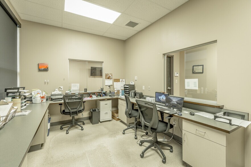 More Photos Of 1726 Gunbarrel Rd, Chattanooga Medical For Lease