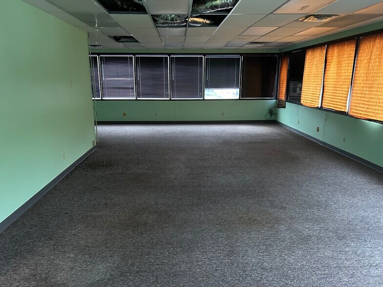 More Photos Of 21 Ritter Dr, Beaver Unknown For Lease