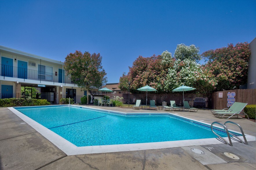 More Photos Of 1400 Fulton Ave, Sacramento Apartments For Sale