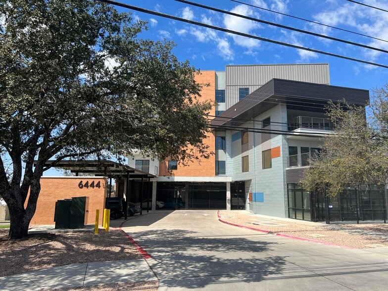 More Photos Of 6444 Burnet Rd, Austin Apartments For Sale