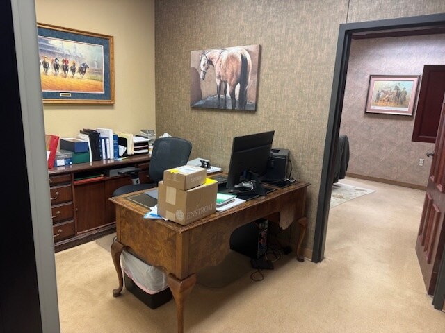 More Photos Of 3823 84th St, Lubbock Office For Sale