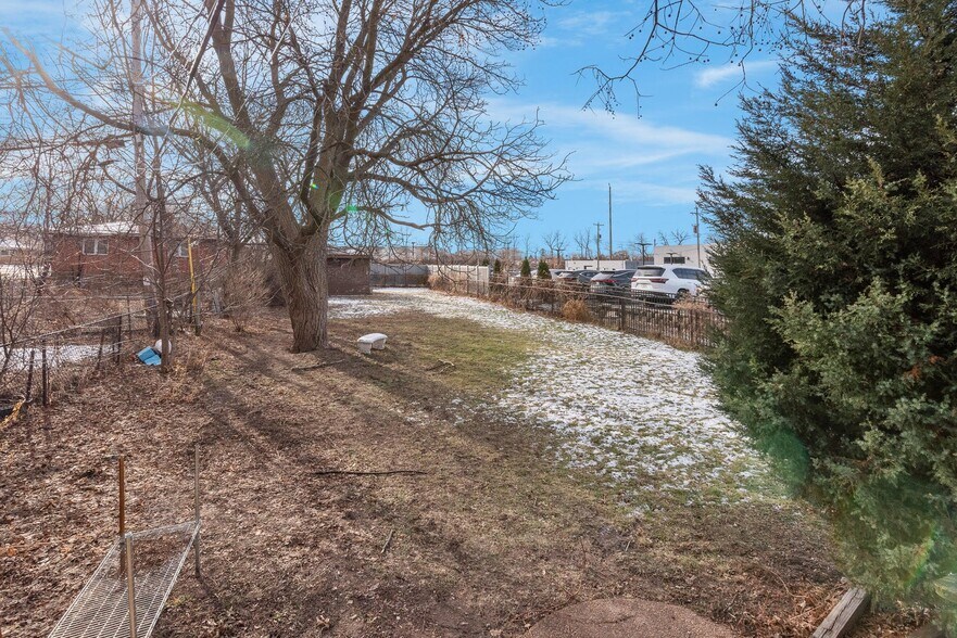 More Photos Of 1405 W Silver Spring Dr, Milwaukee General Retail For Sale