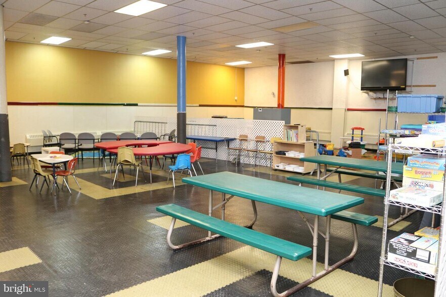 More Photos Of 101 W Mount Pleasant Ave, Philadelphia Daycare Center For Sale