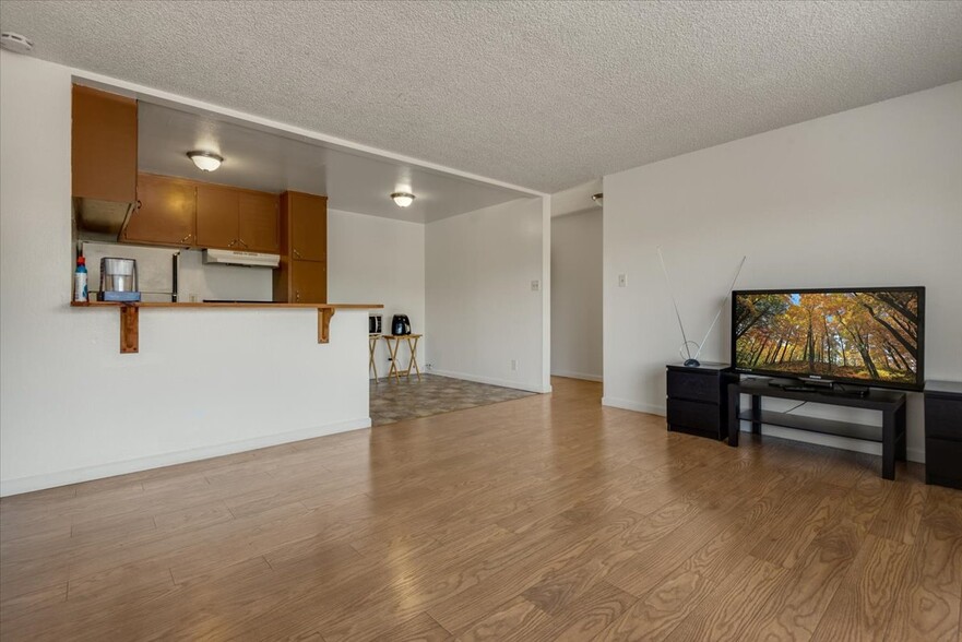 More Photos Of 2231-2233 Grant St, Berkeley Apartments For Sale