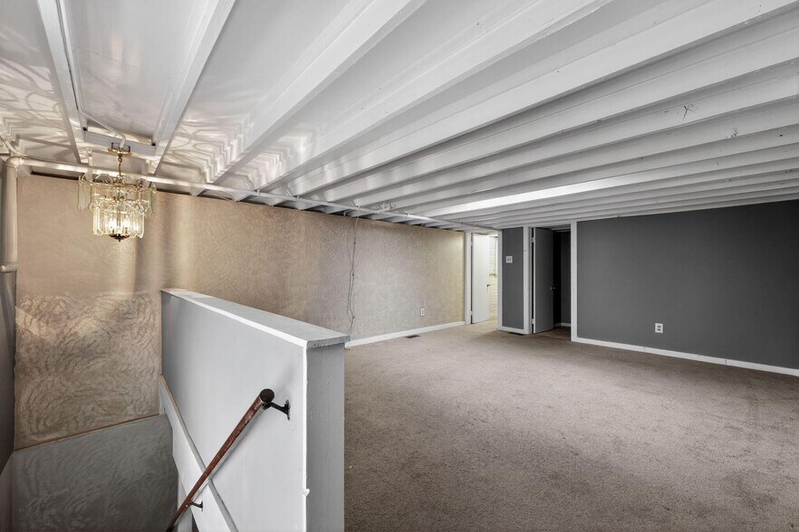 More Photos Of 7235-7241 Calumet Ave, Hammond Freestanding For Sale