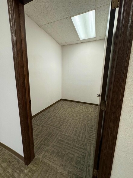 More Photos Of 115-159 Marion Blvd, Marion General Retail For Lease