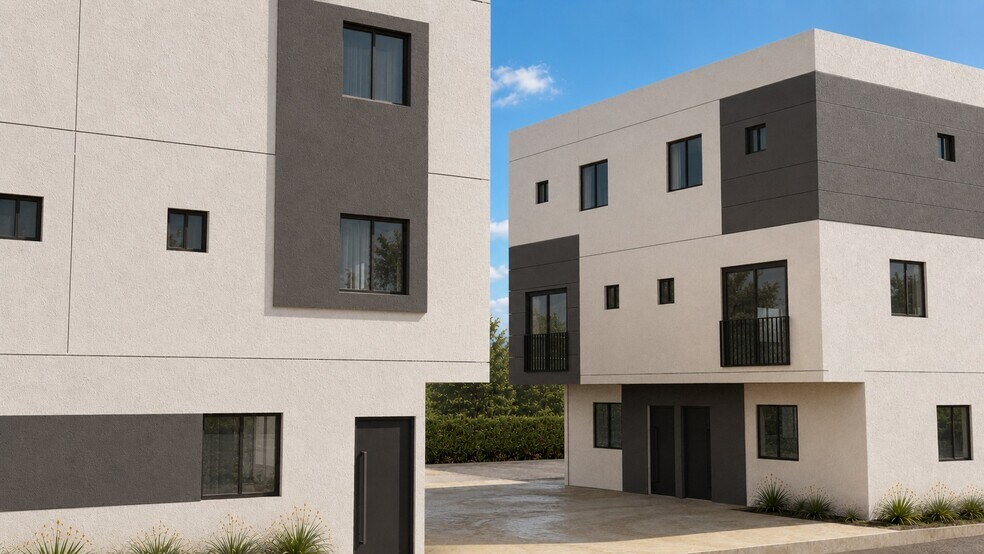 More Photos Of 1511 S New Hampshire Ave, Los Angeles Apartments For Sale