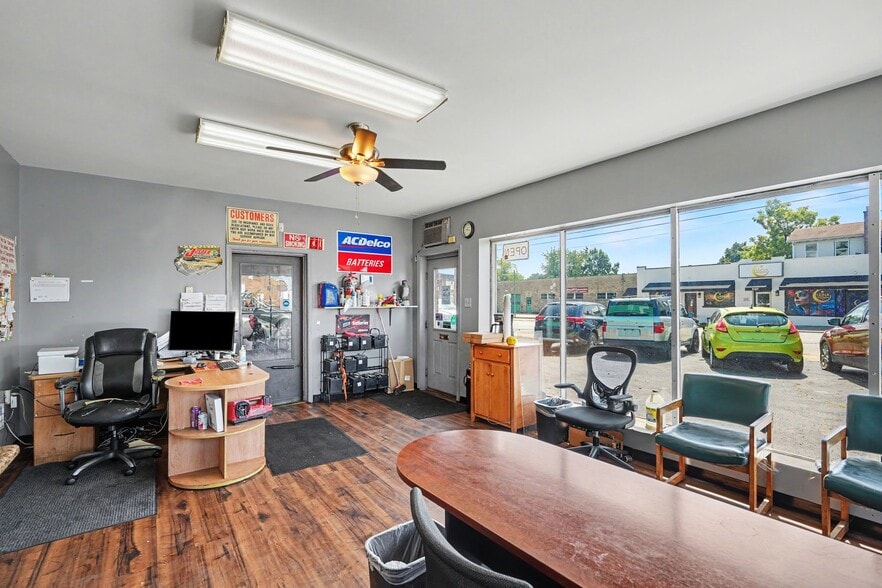 More Photos Of 3528 Harrison Ave, Cincinnati Auto Repair For Sale