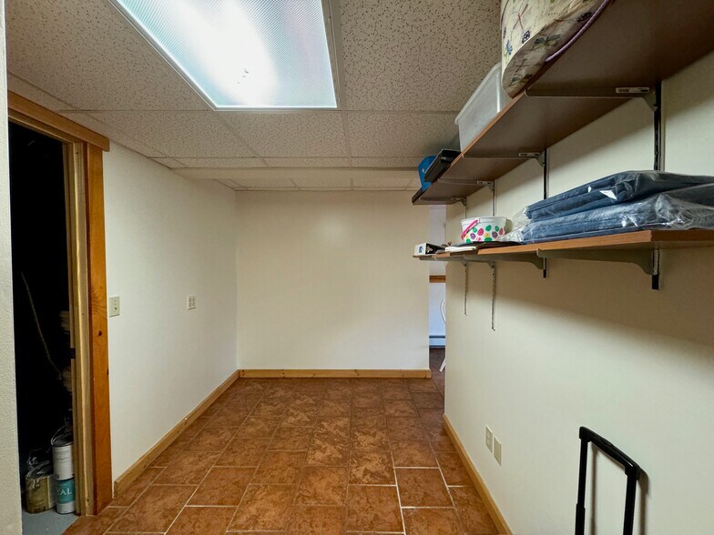 More Photos Of 382 Water St, Guilford Hotel For Sale