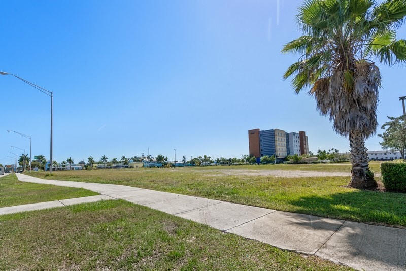 More Photos Of 352xx S Dixie hwy, Florida City Land For Sale