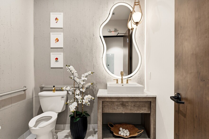 More Photos Of 1030 Katy Fort Bend Rd, Katy Office For Sale