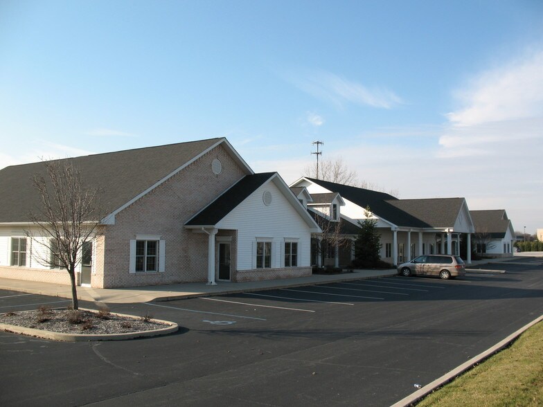 Primary Photo Of 1401-1449 E 85th Ave, Merrillville Office For Lease