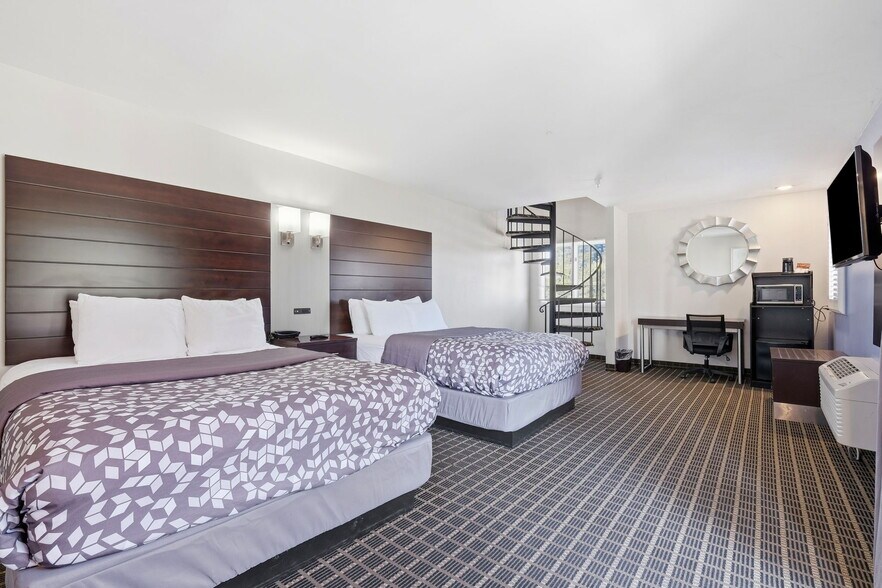 More Photos Of 600 Riverside Ave, Santa Cruz Hotel For Sale