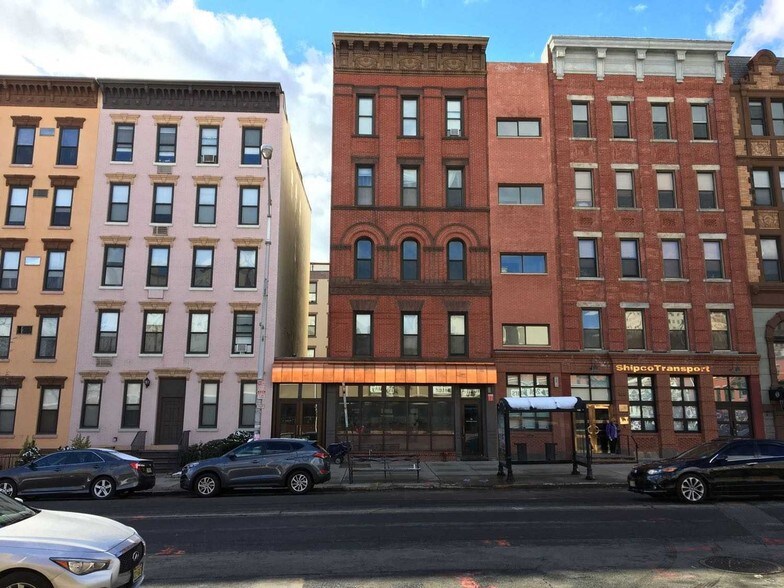 More Photos Of 74-76 Washington St, Hoboken Medical For Lease