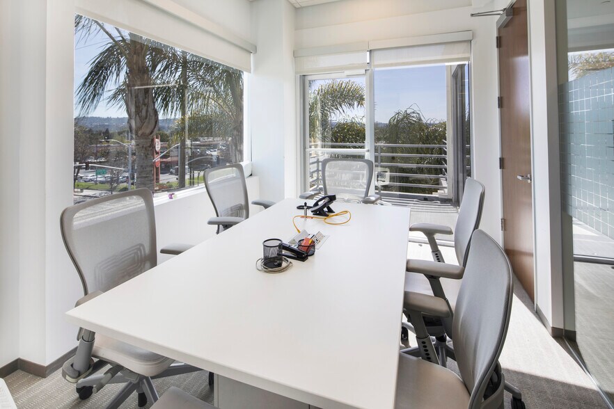 More Photos Of 610 N Hollywood Way, Burbank Loft Creative Space For Sale