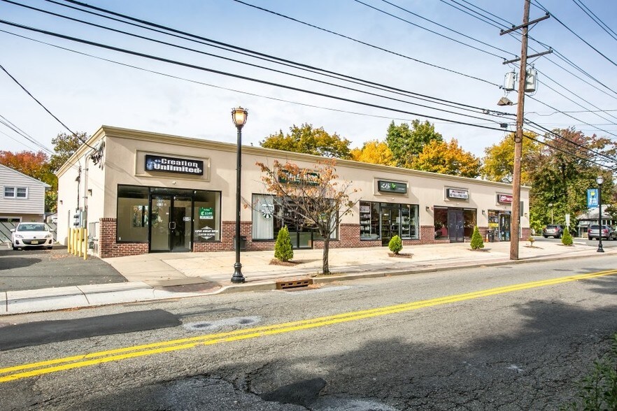 More Photos Of 10-16 River Rd, Fair Lawn Freestanding For Lease