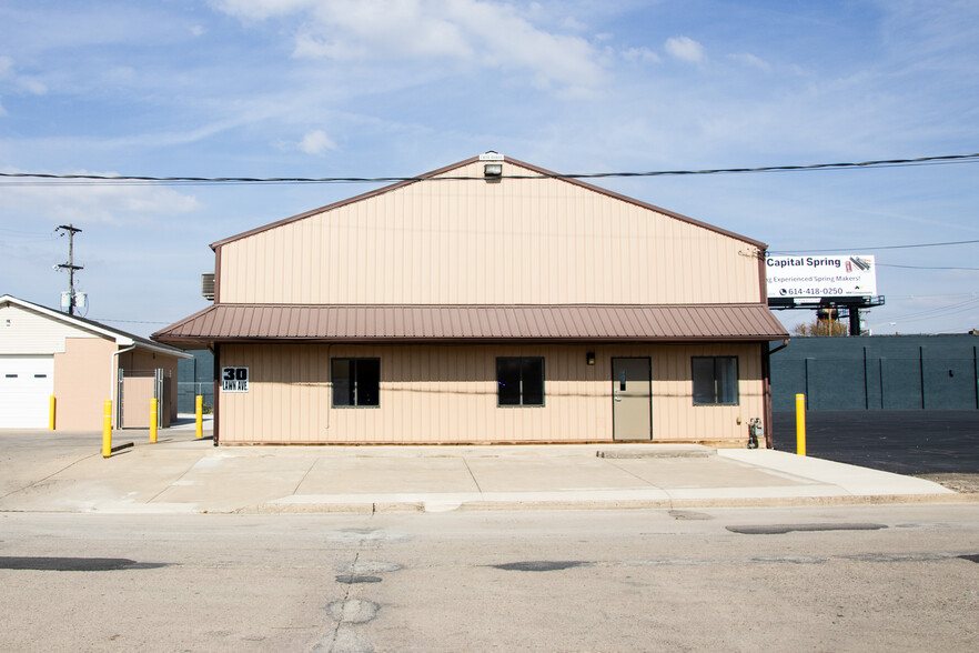 Primary Photo Of 30 W Lawn Ave, Columbus Warehouse For Lease