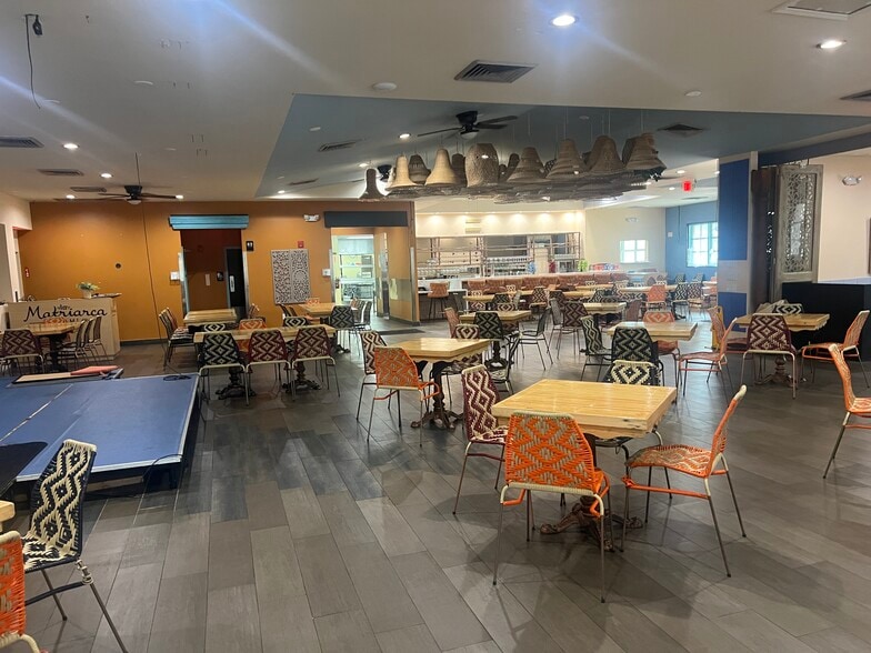 More Photos Of 2255 NW 87th Ave, Miami Restaurant For Lease