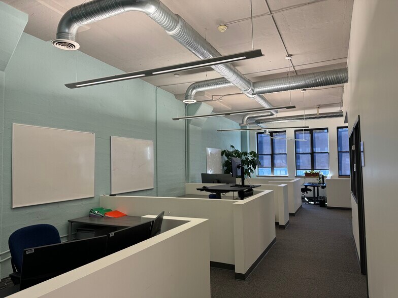 More Photos Of 25 Monroe St, Albany Office For Lease