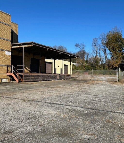 More Photos Of 1054 Industrial Ave, Danville Warehouse For Sale
