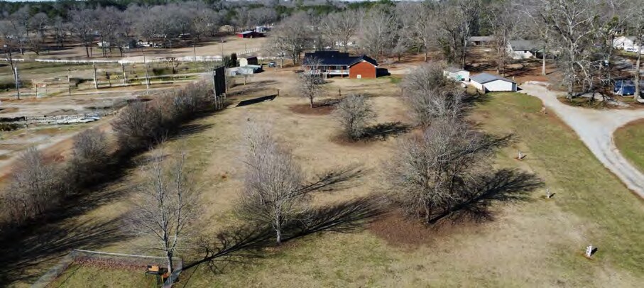 More Photos Of 230 Summer Dale Ln, Lincoln Trailer Camper Park For Sale