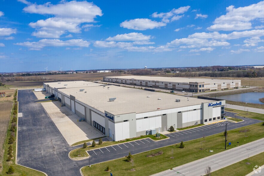 More Photos Of 1445 International Dr, Mount Pleasant Distribution For Lease