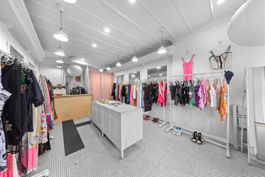 More Photos Of 64 MacDougal St, New York Apartments For Lease