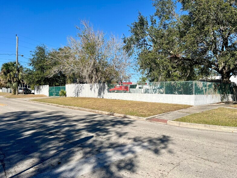 More Photos Of 120 S Laurel Ave, Sanford Land For Sale