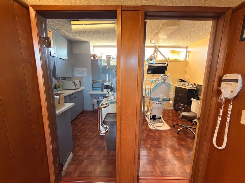 More Photos Of 1126 N Flower St, Santa Ana Medical For Sale