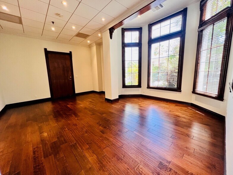 More Photos Of 13323 W Washington Blvd, Culver City Office Residential For Lease