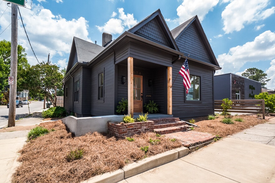 Primary Photo Of 574 S Cooper St, Memphis Office For Lease
